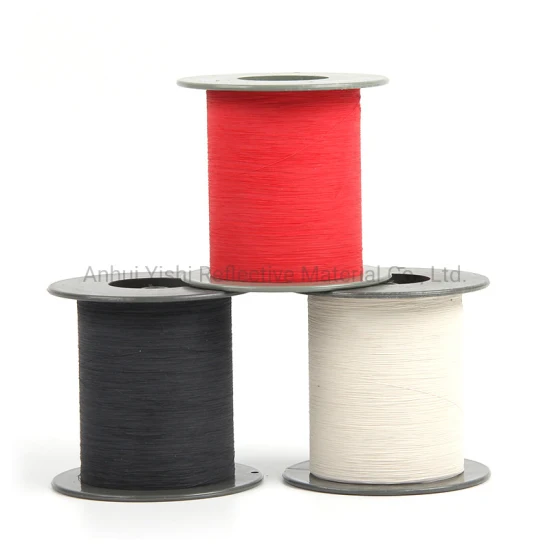 Le fil réfléchissant rétro à haute brillance reflète le fil de tissu pour tricoter la broderie de tissage